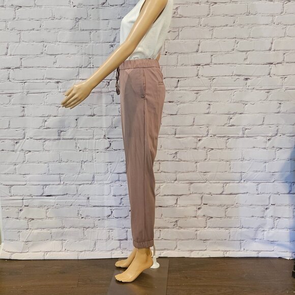 RW&Co. , 4-Way stretch jogger ankle pant in walnut colour - Picture 10 of 13